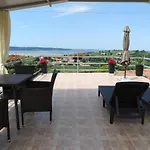 Apartma Sea View Apartamento *